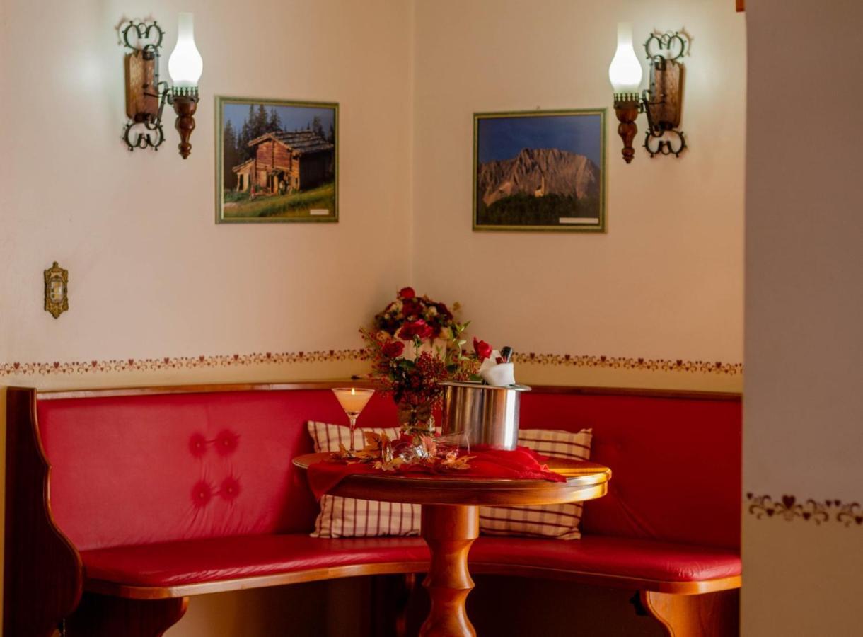 Hotel Tirol Treze Tílias Kültér fotó
