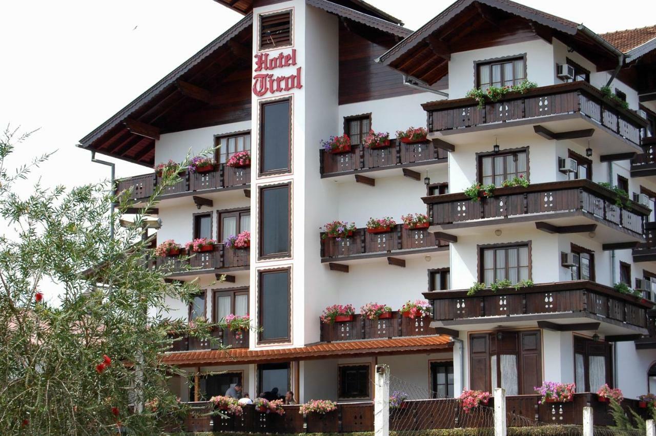 Hotel Tirol Treze Tílias Kültér fotó